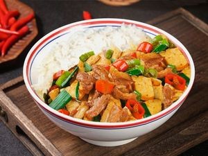 New-style Hot Boiled Spicy Hotpot with Noodles