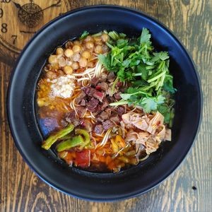 Tuo Ji Changde Jinshi Beef Noodles