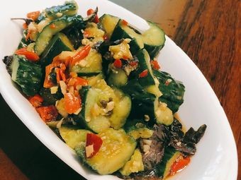 Qu Bu He Earthy Cuisine