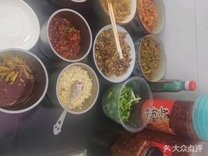 Nie's Noodle and Rice Noodle Shop