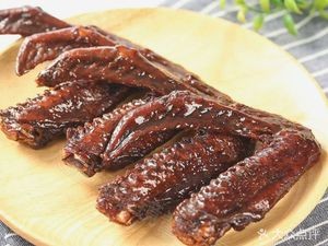 Yang's Glasses · Sauce-Braised Spare Ribs (Xinkai Pu Store)