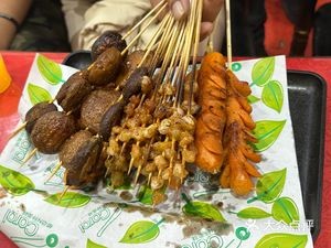 Xinjiang Silk Road Sheep Goat Skewers Delightful Hot Pot (Lushan Overseas Chinese Village 2nd District Store)