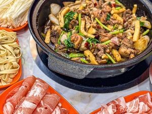 Chongqing Chicken Pot (Mingzheng Store)