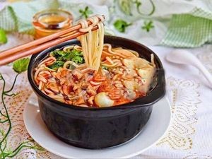 Yellow Braised Chicken (Jiaojian Xindu Huizheng Branch)