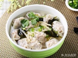 Qian Li Xiang Wonton King (Yulong Tianxia Store)