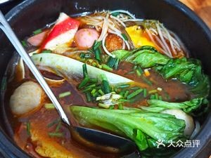Qiaoqiao Stinky Tofu