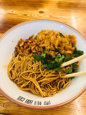 Ye Xia Jie Noodles (Longtang Store)