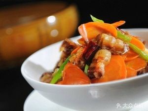 Su Xiaochu (MOMA Contemporary Plaza Store)