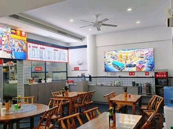 Wu San De Clay Pot Rice Bowl · Noodles