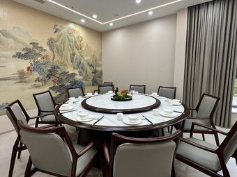 Must Want Restaurant