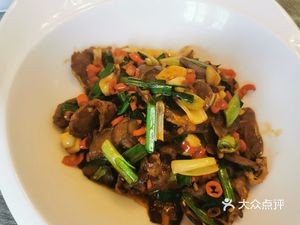 Yueyang Yi Kou Xiang Xia蟹 City