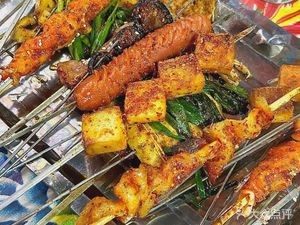 Hei Ji Liao BBQ City (Northeast Folk Cuisine Restaurant)