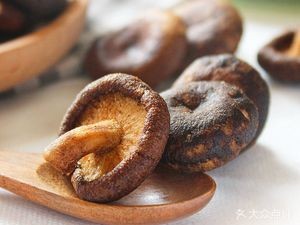 Su's Authentic Yiyang Spicy Hot Pot