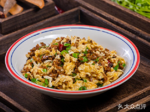 Xiang Liangliang Claypot Rice (Lijin Yuan Store)