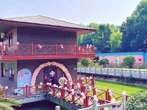 Yunxi Courtyard Restaurant