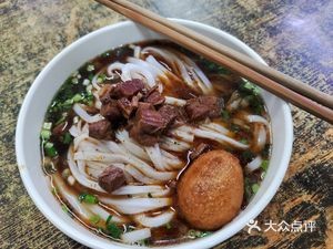 Changde Jinshi Beef Noodles (Rongsheng YueLu Peak View Store)