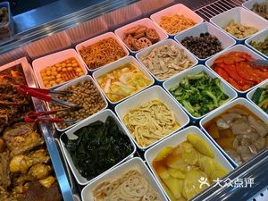 Lu Biaoju (Tianyi Apartment Store)