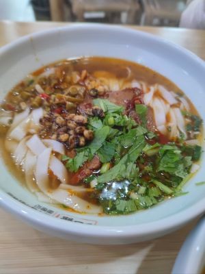 Yizun Lou · Meet & Eat (Pitang Community Branch)