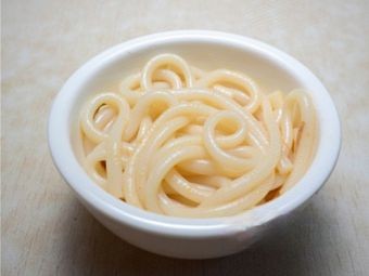 One Line Connection Overbridge Rice Noodles and Dumplings (Communist Party of China Central Committee Staff Area Branch)