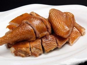 Liu Ji Ba Zhen Delicacies (Beiwencui Road Branch)