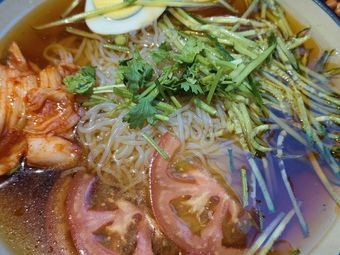 Lao Si Pot-Braised Pork Home-style Cuisine (Jiaochang Road Branch)