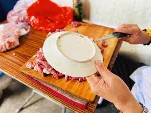 Xiguan Feng Family Skewers Shop