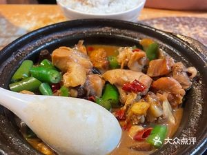 Yang Mingyu Huangfen Chicken Rice (Wentiyi West Road Branch)