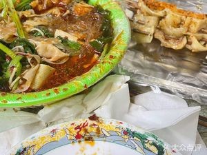 Wang Hongyin Meat Skewers Spicy Hot Pot