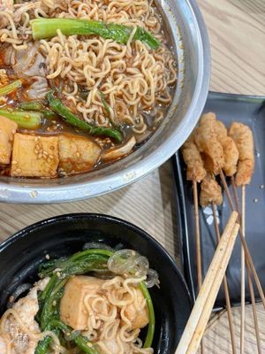 Laojia Daiji Spicy Hot Pot (Jixiang Branch)