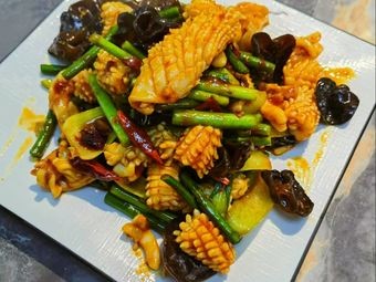 Liu Ji Yi Jia Qin Home-style Cuisine