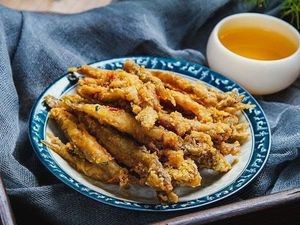 Longfengtan Meat Spring Rolls and Home-style Dishes (Hetai Xincheng 8th District Branch)