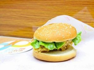 Desak Fried Chicken Burger (Luanhe Street Store)