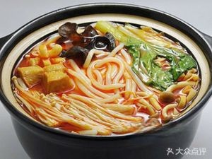 Lao Baijia Rice Noodles (Minghua Xinju Yuan North District Store)