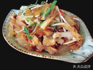 Lin Jia Qing Xuan Huo Xiao Yi Bu (Pronounced: Lin Jia-ching-shuan huo-shiao yi bu)