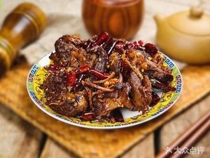 Four Seasons Chicken架 Noodle Shop (Guizhou Road Store)