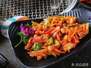 Han Xiaoyu Iron Pot Stew