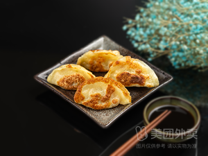 Jiang Wen's Freshly Ground Soy Milk & Rice Noodles (Time City Branch)