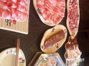 Yipin Lao Huo Chongqing Hot Pot (Fahan Niu Store)