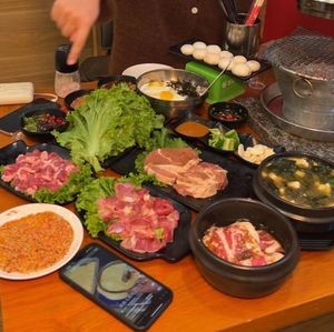 Hán Shùn Clay Oven Korean BBQ (Cold Noodles)