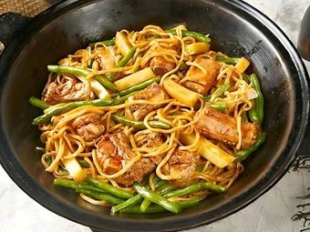 Mai Xiang Iron Pot Stewed Noodles (Chemical University Branch)