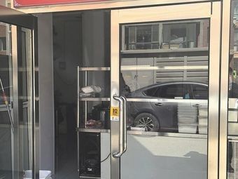 Only Sell One Bowl of Pork Shank Rice (Zhongyang Avenue Store)