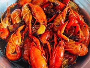 Peng Ge's Crawfish