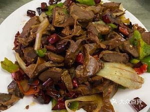 Qiuju Chicken Feet and Hand-pulled Noodles