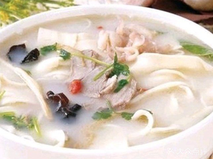 Yu Feng Yuan Henan Noodles, Hu La Soup, and Big Plate Chicken