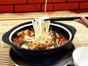 Chan Wa Zi Crossing-the-Bridge Rice Noodles (Baita Store)