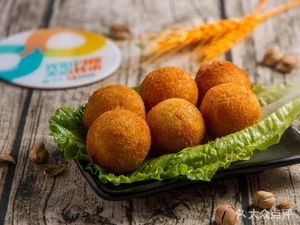 Hesuye Yimu Grilled Meat Bento (Baita堡 Branch)