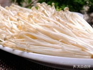 Fei Tong Xuan Yellow Braised Chicken Rice (Tiexi Xinglong Branch)