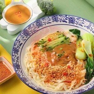 Yu Zhou Jin Doudou Big Pot Chicken and Knife-Shaved Noodles (Suburban Store)