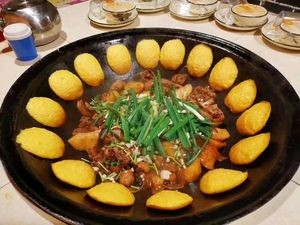 Wang Lao Liu Iron Pot Stewed Fish (Changsha Road Store)