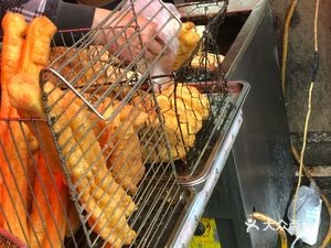 Li Ji Lu Bao Guozi (Xiushui Road Store)